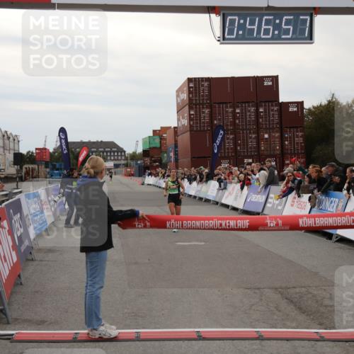 03.10.2025 - Köhlbrandbrückenlauf Yannick Fuchs http://msf.ph/oto/8982481 03.10.2025 15:46:55 Ziel 7034 meine-sportfotos.de
