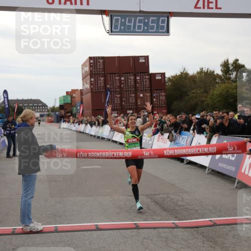 03.10.2025 - Köhlbrandbrückenlauf Yannick Fuchs http://msf.ph/oto/8982490 03.10.2025 15:46:57 Ziel 7034 meine-sportfotos.de