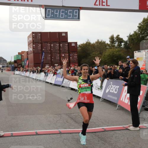 03.10.2025 - Köhlbrandbrückenlauf Yannick Fuchs http://msf.ph/oto/8982494 03.10.2025 15:46:58 Ziel 7034 meine-sportfotos.de