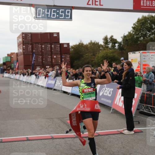 03.10.2025 - Köhlbrandbrückenlauf Yannick Fuchs http://msf.ph/oto/8982495 03.10.2025 15:46:58 Ziel 7034 meine-sportfotos.de