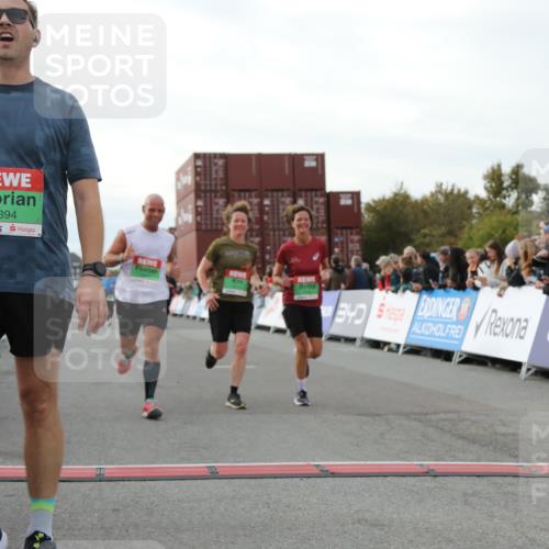 03.10.2025 - Köhlbrandbrückenlauf Yannick Fuchs http://msf.ph/oto/8982813 03.10.2025 16:05:39 Ziel 7031, 7151, 7213, 7394, 7546, 7547, 8966, 9317, 9566 meine-sportfotos.de