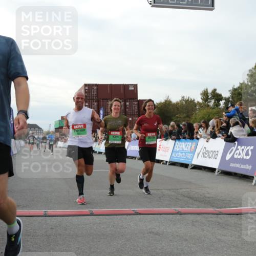 03.10.2025 - Köhlbrandbrückenlauf Yannick Fuchs http://msf.ph/oto/8982817 03.10.2025 16:05:40 Ziel 7031, 7151, 7213, 7394, 7546, 7547, 8966, 9317, 9489, 9566 meine-sportfotos.de