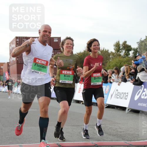 03.10.2025 - Köhlbrandbrückenlauf Yannick Fuchs http://msf.ph/oto/8982820 03.10.2025 16:05:40 Ziel 7031, 7151, 7213, 7394, 7546, 7547, 8966, 9317, 9489, 9566 meine-sportfotos.de