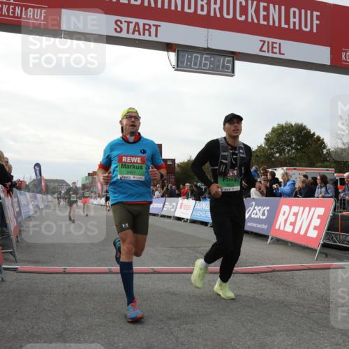 03.10.2025 - Köhlbrandbrückenlauf Yannick Fuchs http://msf.ph/oto/8983093 03.10.2025 16:06:13 Ziel 7296, 7343, 7601, 8064, 8802, 8991, 9100, 9451, 9483, 9596, 9633 meine-sportfotos.de