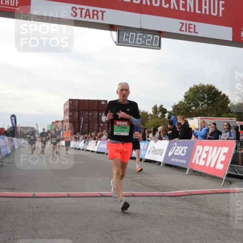 03.10.2025 - Köhlbrandbrückenlauf Yannick Fuchs http://msf.ph/oto/8983134 03.10.2025 16:06:18 Ziel 7576, 7601, 8064, 8802, 8803, 8804, 8805, 8991, 9483, 9572 meine-sportfotos.de
