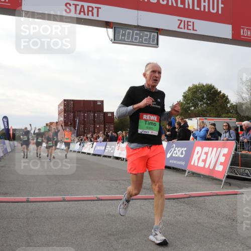 03.10.2025 - Köhlbrandbrückenlauf Yannick Fuchs http://msf.ph/oto/8983140 03.10.2025 16:06:19 Ziel 7576, 7601, 8064, 8802, 8803, 8804, 8805, 8991, 9483, 9572 meine-sportfotos.de