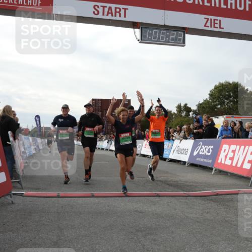 03.10.2025 - Köhlbrandbrückenlauf Yannick Fuchs http://msf.ph/oto/8983159 03.10.2025 16:06:22 Ziel 7576, 7601, 8802, 8803, 8804, 8805, 8991, 9572 meine-sportfotos.de