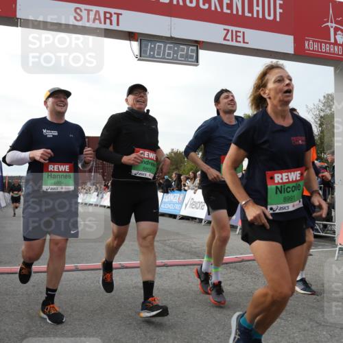 03.10.2025 - Köhlbrandbrückenlauf Yannick Fuchs http://msf.ph/oto/8983176 03.10.2025 16:06:23 Ziel 7576, 7601, 8802, 8803, 8804, 8805, 8991, 9572 meine-sportfotos.de