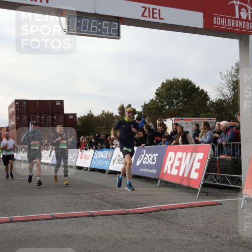 03.10.2025 - Köhlbrandbrückenlauf Yannick Fuchs http://msf.ph/oto/8983365 03.10.2025 16:06:50 Ziel 7263, 8848, 8967, 9128, 9353, 9354 meine-sportfotos.de