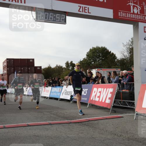 03.10.2025 - Köhlbrandbrückenlauf Yannick Fuchs http://msf.ph/oto/8983367 03.10.2025 16:06:51 Ziel 7263, 8848, 8866, 8967, 9128, 9353, 9354, 9417 meine-sportfotos.de