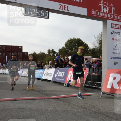 03.10.2025 - Köhlbrandbrückenlauf Yannick Fuchs http://msf.ph/oto/8983372 03.10.2025 16:06:51 Ziel 7263, 8848, 8866, 8967, 9128, 9353, 9354, 9417 meine-sportfotos.de