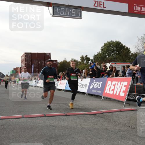 03.10.2025 - Köhlbrandbrückenlauf Yannick Fuchs http://msf.ph/oto/8983374 03.10.2025 16:06:51 Ziel 7263, 8848, 8866, 8967, 9128, 9353, 9354, 9417 meine-sportfotos.de