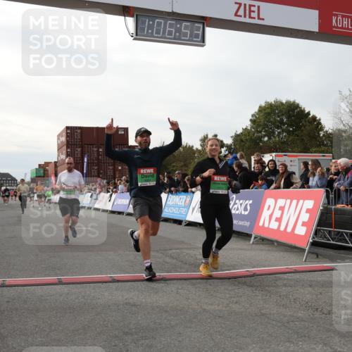 03.10.2025 - Köhlbrandbrückenlauf Yannick Fuchs http://msf.ph/oto/8983379 03.10.2025 16:06:52 Ziel 7263, 8848, 8866, 8967, 9128, 9353, 9354, 9416, 9417 meine-sportfotos.de