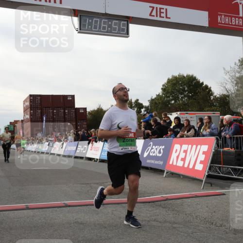 03.10.2025 - Köhlbrandbrückenlauf Yannick Fuchs http://msf.ph/oto/8983395 03.10.2025 16:06:53 Ziel 7263, 8848, 8866, 8967, 9128, 9353, 9354, 9416, 9417 meine-sportfotos.de