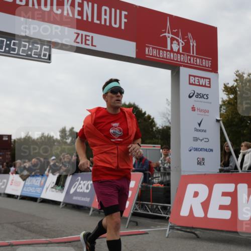 03.10.2025 - Köhlbrandbrückenlauf Yannick Fuchs http://msf.ph/oto/8983472 03.10.2025 15:52:25 Ziel 9269, 9602 meine-sportfotos.de