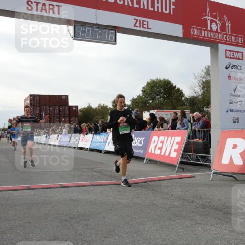 03.10.2025 - Köhlbrandbrückenlauf Yannick Fuchs http://msf.ph/oto/8983582 03.10.2025 16:07:14 Ziel 7093, 7302, 7340, 7560, 8847, 8925 meine-sportfotos.de