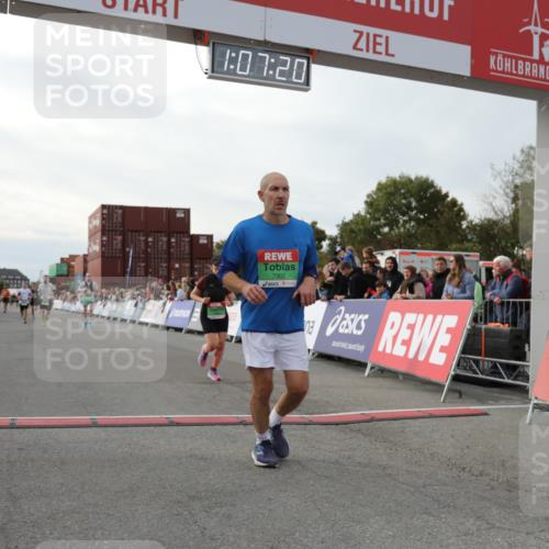 03.10.2025 - Köhlbrandbrückenlauf Yannick Fuchs http://msf.ph/oto/8983628 03.10.2025 16:07:19 Ziel 7093, 7302, 7340, 7402, 7434, 9018, 9261 meine-sportfotos.de