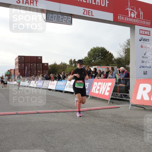 03.10.2025 - Köhlbrandbrückenlauf Yannick Fuchs http://msf.ph/oto/8983632 03.10.2025 16:07:20 Ziel 7093, 7302, 7340, 7402, 7434, 9018, 9261 meine-sportfotos.de