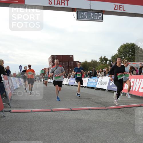 03.10.2025 - Köhlbrandbrückenlauf Yannick Fuchs http://msf.ph/oto/8983707 03.10.2025 16:07:30 Ziel 7056, 7071, 7172, 7365, 7499, 8745, 8862, 8919 meine-sportfotos.de