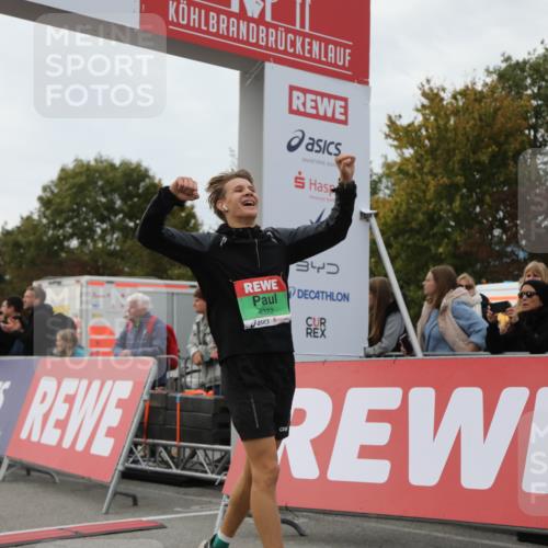 03.10.2025 - Köhlbrandbrückenlauf Yannick Fuchs http://msf.ph/oto/8983719 03.10.2025 15:53:48 Ziel 7074, 7181, 9322, 9718 meine-sportfotos.de