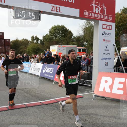 03.10.2025 - Köhlbrandbrückenlauf Yannick Fuchs http://msf.ph/oto/8983881 03.10.2025 16:07:49 Ziel 7588, 7713, 7763, 7780, 8035, 9096, 9099 meine-sportfotos.de