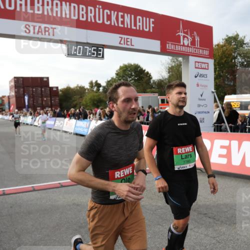 03.10.2025 - Köhlbrandbrückenlauf Yannick Fuchs http://msf.ph/oto/8983897 03.10.2025 16:07:51 Ziel 7085, 7335, 7713, 7763, 7780, 8824, 9096, 9099 meine-sportfotos.de