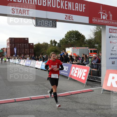 03.10.2025 - Köhlbrandbrückenlauf Yannick Fuchs http://msf.ph/oto/8984032 03.10.2025 16:08:07 Ziel 7019, 7310, 7311, 7319, 7506, 8265, 9072 meine-sportfotos.de