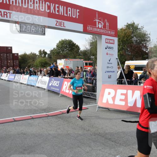 03.10.2025 - Köhlbrandbrückenlauf Yannick Fuchs http://msf.ph/oto/8984041 03.10.2025 16:08:08 Ziel 7019, 7310, 7311, 7319, 7449, 7506, 8265, 9072 meine-sportfotos.de
