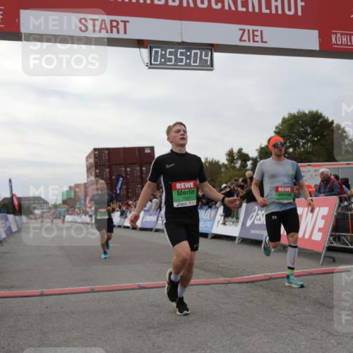 03.10.2025 - Köhlbrandbrückenlauf Yannick Fuchs http://msf.ph/oto/8984121 03.10.2025 15:55:02 Ziel 7010, 7040, 7597, 7898, 9594 meine-sportfotos.de