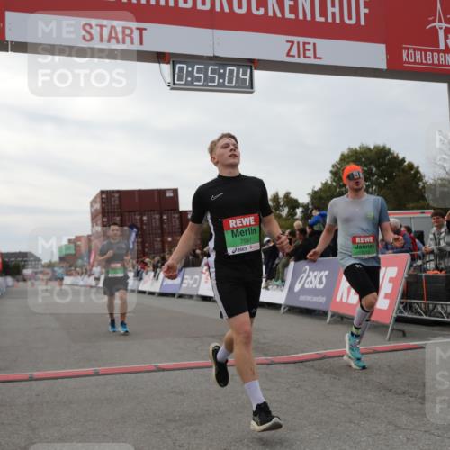 03.10.2025 - Köhlbrandbrückenlauf Yannick Fuchs http://msf.ph/oto/8984123 03.10.2025 15:55:02 Ziel 7010, 7040, 7597, 7898, 9594 meine-sportfotos.de