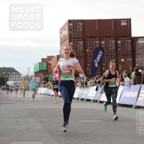 03.10.2025 - Köhlbrandbrückenlauf Yannick Fuchs http://msf.ph/oto/8984244 03.10.2025 16:08:35 Ziel 7283, 7339, 7360, 7594, 7616, 7708, 7851, 8279, 8778 meine-sportfotos.de