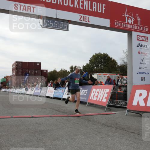 03.10.2025 - Köhlbrandbrückenlauf Yannick Fuchs http://msf.ph/oto/8984252 03.10.2025 15:55:21 Ziel 7197, 8993 meine-sportfotos.de