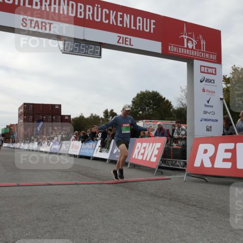 03.10.2025 - Köhlbrandbrückenlauf Yannick Fuchs http://msf.ph/oto/8984254 03.10.2025 15:55:21 Ziel 7197, 8993 meine-sportfotos.de