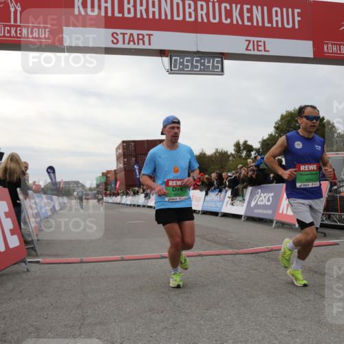 03.10.2025 - Köhlbrandbrückenlauf Yannick Fuchs http://msf.ph/oto/8984365 03.10.2025 15:55:43 Ziel 7043, 7067, 7286, 7575, 8594, 8942, 9743 meine-sportfotos.de