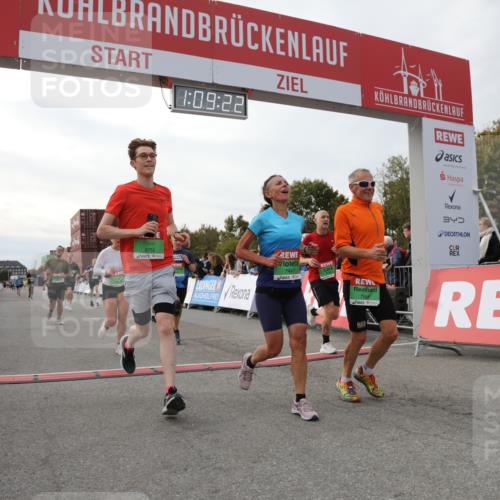 03.10.2025 - Köhlbrandbrückenlauf Yannick Fuchs http://msf.ph/oto/8984618 03.10.2025 16:09:20 Ziel 7345, 7395, 7447, 7558, 7702, 7822, 8541, 8788, 8823, 9019, 9151, 9334, 9470, 9752, 9753 meine-sportfotos.de