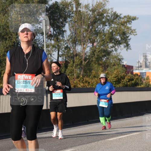 03.10.2025 - Köhlbrandbrückenlauf Luisa Fischer http://msf.ph/oto/8984746 03.10.2025 11:14:17 Position 3 2553, 3565 meine-sportfotos.de