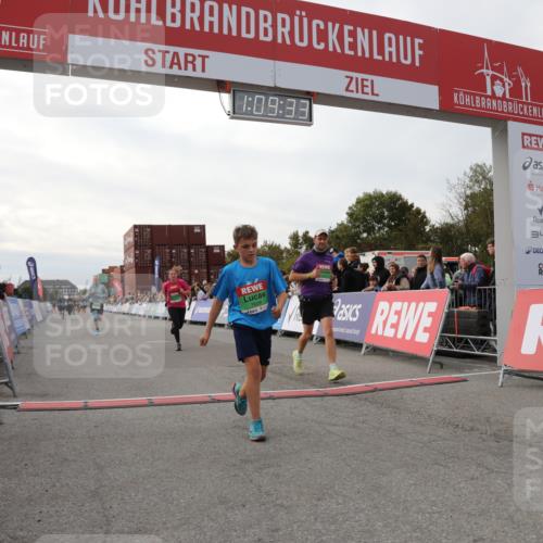 03.10.2025 - Köhlbrandbrückenlauf Yannick Fuchs http://msf.ph/oto/8984753 03.10.2025 16:09:31 Ziel 7345, 7609, 8984, 9410, 9419 meine-sportfotos.de
