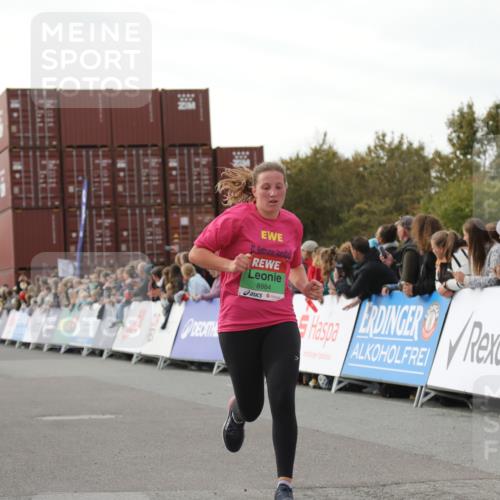 03.10.2025 - Köhlbrandbrückenlauf Yannick Fuchs http://msf.ph/oto/8984768 03.10.2025 16:09:32 Ziel 7345, 7609, 8984, 9150, 9410, 9419 meine-sportfotos.de
