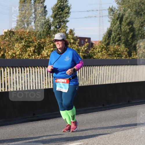 03.10.2025 - Köhlbrandbrückenlauf Luisa Fischer http://msf.ph/oto/8984769 03.10.2025 11:14:22 Position 3 3814 meine-sportfotos.de
