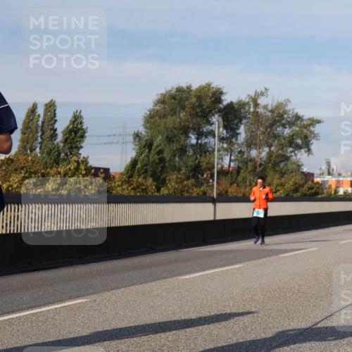 03.10.2025 - Köhlbrandbrückenlauf Luisa Fischer http://msf.ph/oto/8984802 03.10.2025 11:14:31 Position 3 2596 meine-sportfotos.de