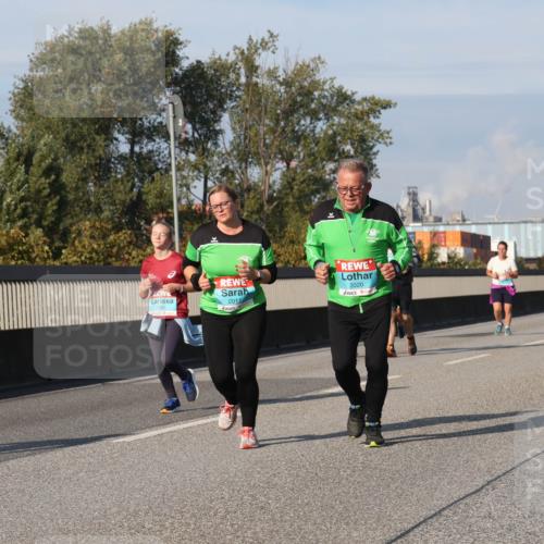 03.10.2025 - Köhlbrandbrückenlauf Luisa Fischer http://msf.ph/oto/8984838 03.10.2025 11:14:37 Position 3 2011, 2020 meine-sportfotos.de