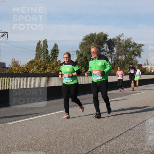03.10.2025 - Köhlbrandbrückenlauf Luisa Fischer http://msf.ph/oto/8984847 03.10.2025 11:14:38 Position 3 2011, 2020 meine-sportfotos.de