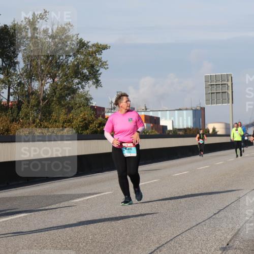 03.10.2025 - Köhlbrandbrückenlauf Luisa Fischer http://msf.ph/oto/8984899 03.10.2025 11:14:47 Position 3 2397, 3033 meine-sportfotos.de