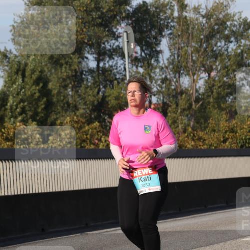 03.10.2025 - Köhlbrandbrückenlauf Luisa Fischer http://msf.ph/oto/8984916 03.10.2025 11:14:50 Position 3 3033 meine-sportfotos.de