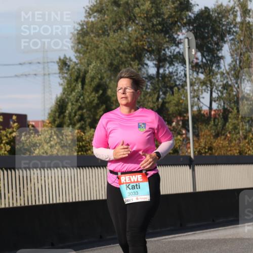 03.10.2025 - Köhlbrandbrückenlauf Luisa Fischer http://msf.ph/oto/8984920 03.10.2025 11:14:50 Position 3 3033 meine-sportfotos.de