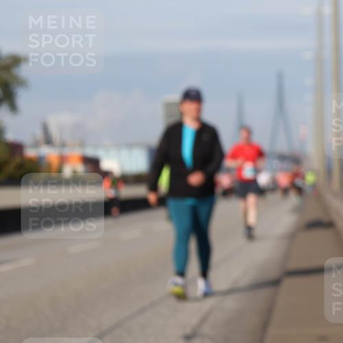 03.10.2025 - Köhlbrandbrückenlauf Luisa Fischer http://msf.ph/oto/8984932 03.10.2025 11:14:52 Position 3  meine-sportfotos.de