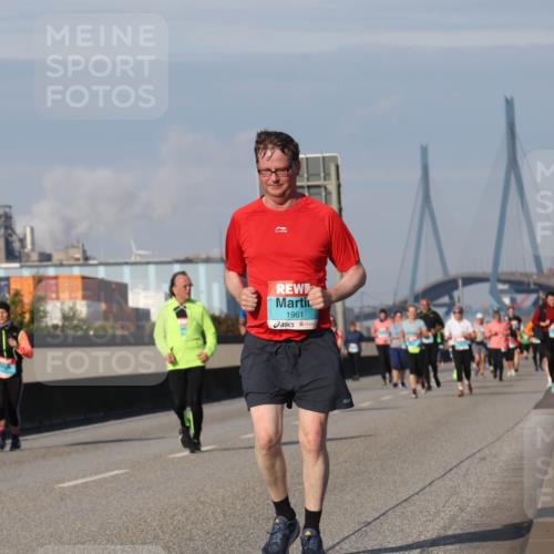 03.10.2025 - Köhlbrandbrückenlauf Luisa Fischer http://msf.ph/oto/8984947 03.10.2025 11:14:57 Position 3 1961 meine-sportfotos.de
