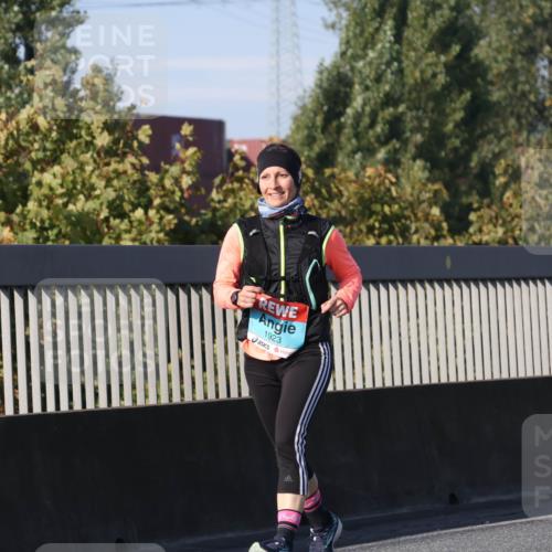 03.10.2025 - Köhlbrandbrückenlauf Luisa Fischer http://msf.ph/oto/8984985 03.10.2025 11:15:05 Position 3 1923 meine-sportfotos.de