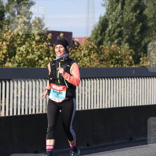 03.10.2025 - Köhlbrandbrückenlauf Luisa Fischer http://msf.ph/oto/8984986 03.10.2025 11:15:05 Position 3 1923 meine-sportfotos.de