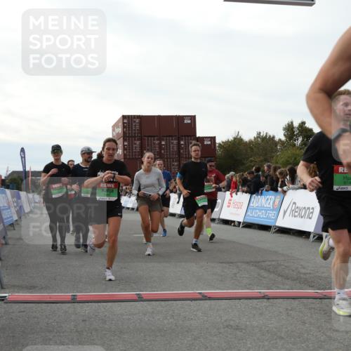 03.10.2025 - Köhlbrandbrückenlauf Yannick Fuchs http://msf.ph/oto/8985029 03.10.2025 16:09:48 Ziel 7272, 7305, 7306, 7452, 7498, 7583, 7742, 7863, 8814, 8826, 8834, 9097, 9181, 9567, 9600, 9671, 9748 meine-sportfotos.de